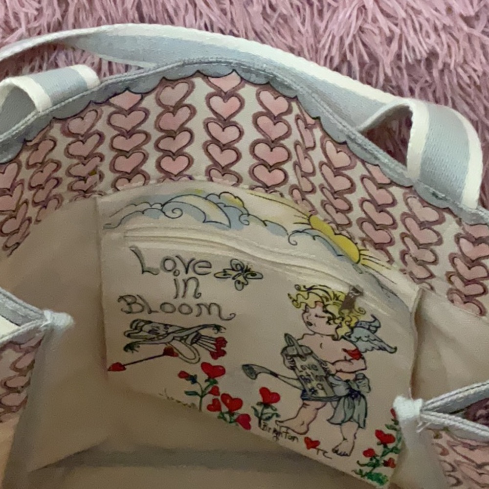 Brighton Cream Tote with Pink Heart Motif - Picture 6 of 7